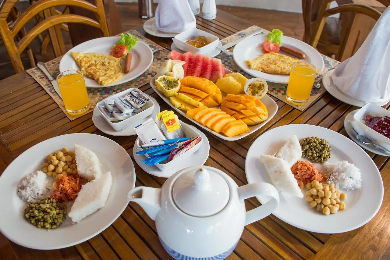 Ceyloni Lake Residency Kandy Hotel