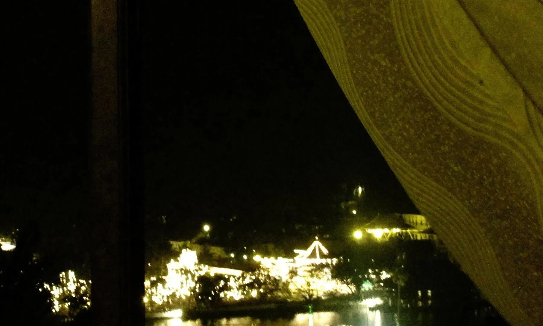 Ceyloni Lake Residency Kandy Hotel
