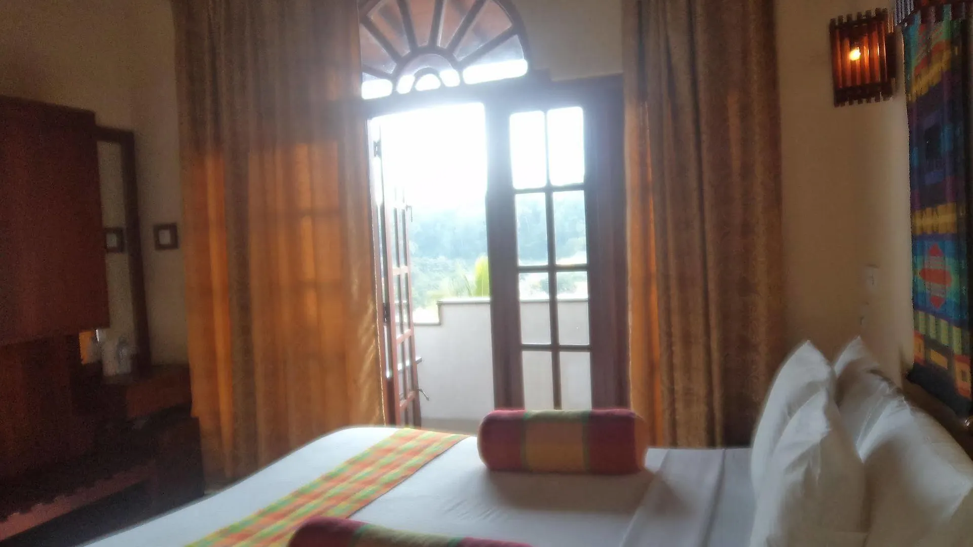 Ceyloni Lake Residency Kandy 2*,